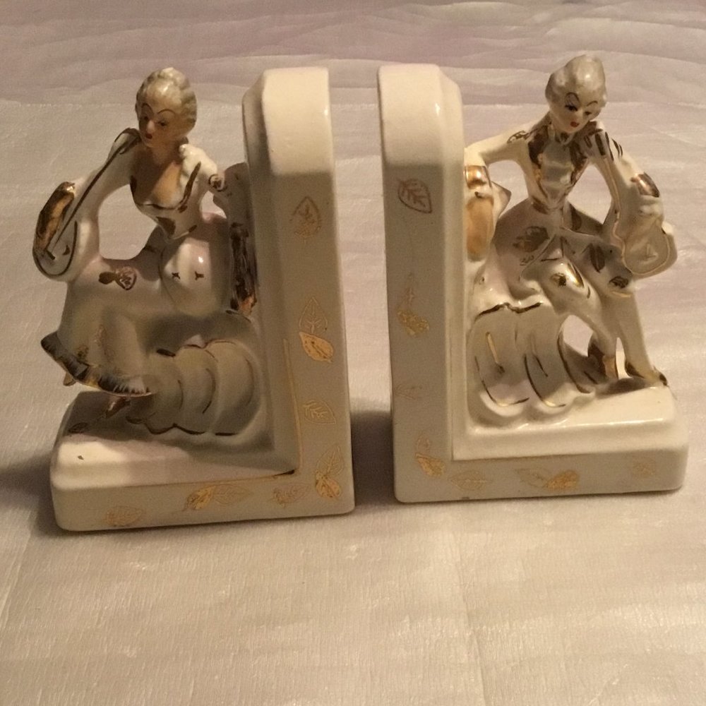 Vintage set of Royal Sealy Victorian musician bookends
